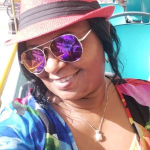 Meet your Posher, Aletha